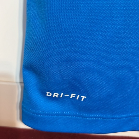 3/$15 Nike Dri Fit Polo- Big Kids Size XL- Blue and white - Picture 2 of 3